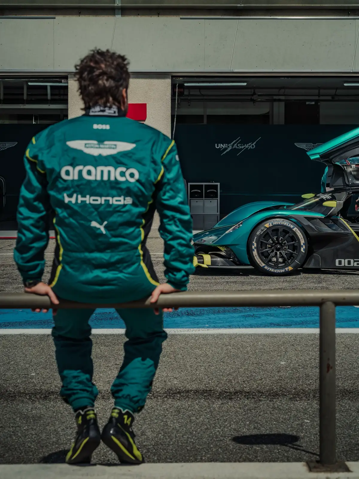 Another year of @Fernando Alonso and Aston Martin as @Aston Martin Aramco F1 Team confirm their 2027 line up. #AstonMartin #FernandoAlonso