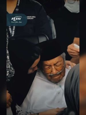 Kita kehilangan seorang ibu yang kasihnya menyentuh setiap jiwa. Budi, pesan dan senyuman Kak Hasmah akan terus hidup dalam ingatan. Selamat berehat di negeri abadi, Kak Hasmah. Al-Fatihah.