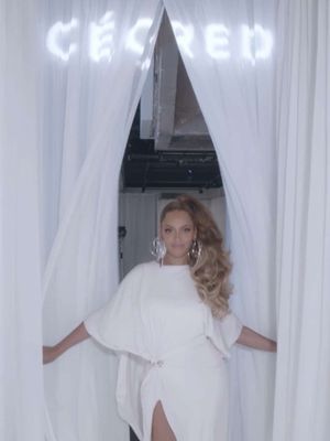 Celebrating one week since our launch at @SPACE NK full of iconic memories with our founder @Beyoncé 🙌✨ Tag us in your pics and show us how you show up at Space NK