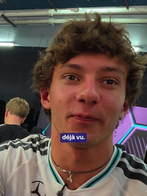 Kimi drops dead everytime someone plays Liv 😉 #mercedesf1 #georgerussell #kimiantonelli #f1