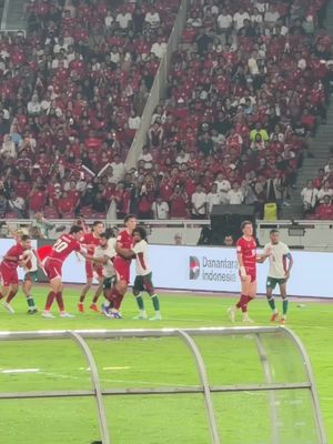 Joget dulu ya ? Suamiku memang mantap soalnya 🤷🏼‍♀️