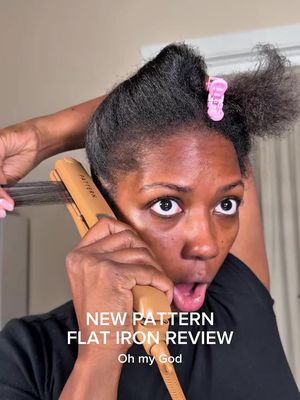Feel the vibration. ⚡ Everyone’s buzzing about our new Vibrating Flat Iron. Silk press is officially back in the rotation.