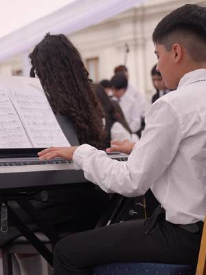 La música chilena nace en cada rincón del país, también en sus escuelas rurales. Lanzamos el Día de la Música Chilena 2026 con Piano Rural un proyecto musical y socioeducativo para niños y jóvenes sectores rurales, ju…