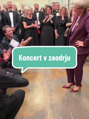 Po čudovitem koncertu ob 100-letnici APZ Tone Tomšič, smo imeli v zaodrju še en poseben koncert. Hvala, @APZ Tone Tomšič za izjemen večer! #zbor #glasba #petje