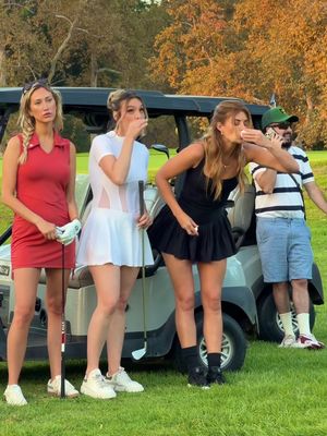 We love golf ⛳️🏌️‍♀️ @Lele Pons