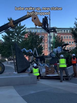 what should we name her? #northeastern #northeasternuniversity #workofart #ilikeitpicasso #art