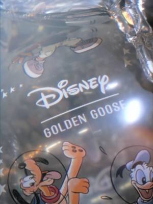 Disney's magic is coming to life in Golden Goose stores worldwide. Discover the cities via our website.