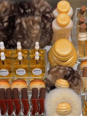 A new flavor has arrived 🍮 our NEW Crème Brûlée Honey Glaze Collagen Therapy Lip Mask and Honey Infused Hair Perfume arrive 10/13 on Gisou.com and @Sephora 🍯