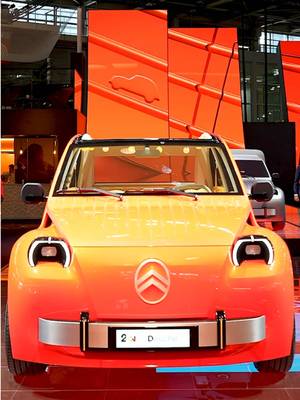 Il y a 10 ans, on nous disait qu’il était impossible de produire des batteries électriques en Europe et que l’automobile française ne ferait pas le poids face à la concurrence mondiale. Impossible n’est pas Français !…