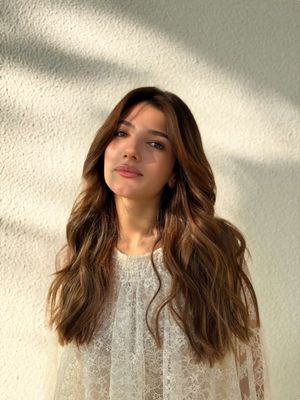 الموسم لازمه صبغة و لوك جديد ☺️. @L’Oréal Professionnel @Nicolas Hallak #lorealpro #HairTransformation #FrenchHighlight #PartneredWithLP #LPAd