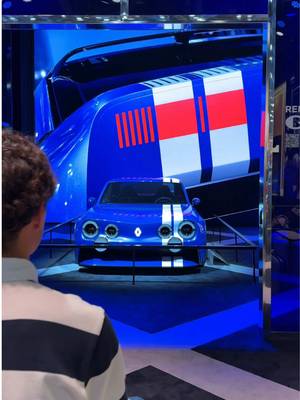 best seat in the house #Renault #ParisMotorshow #conceptcar