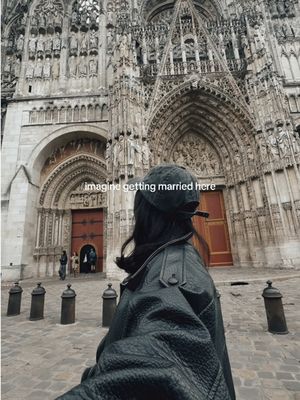enfin pardon mais la cathédrale de Rouen ?!? 🥺
