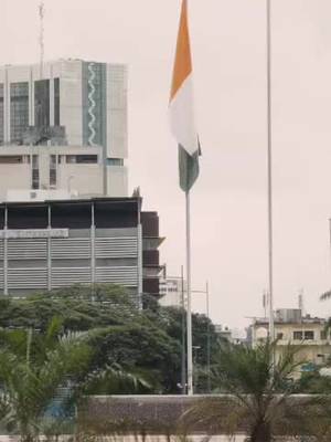 Ensemble contre le cancer du sein. #cotedivoire🇨🇮225 #alassaneouattara #cancerdusein