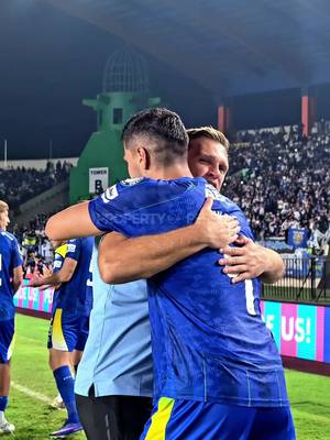 Kerja keras terbayar dengan kemenangan di SJH! Tiga poin yang menjadi tambahan energi untuk melangkah ke pertandingan berikutnya🔥 Hatur nuhun kepada para pemain atas perjuangannya di lapangan dan Bobotoh yang selalu …