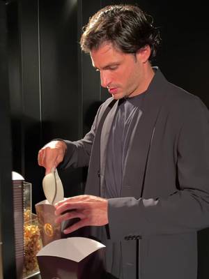 Publi. Just making sure everyone had their popcorn 🍿😎 Great night celebrating I WILL with the Armani family! @Armani beauty #armanifragrance @Miguel Ángel