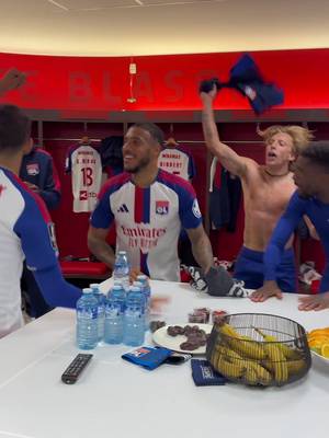 Leaders de @Ligue 1 McDonald’s ce soir, ça se fête 🔥🎉 #ol #ligue1