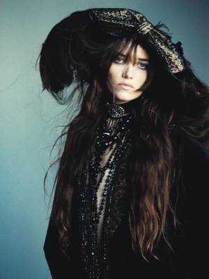 Charming Venice. The Halloween Edit #zara