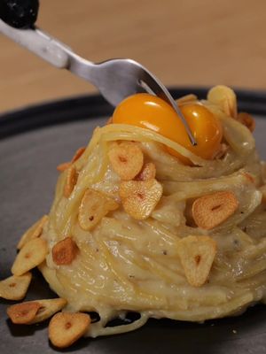Garlic pasta 🧄