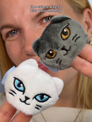 okay but... the Lelo & Lolo powder puffs might be the cutest thing we've ever made 🥹🐈‍⬛🐈 paired with the blurring powder? obsessed 💗 what do you think of our essence xskincare collection? ✨#essence #essencecosmeti…