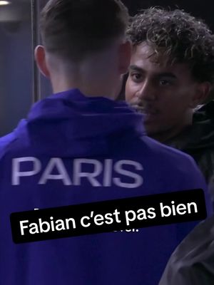 Fabian c’est pas bien de faire ça… @Mehdi Donk 🐵 #sportstiktok #footballtiktok #ucl #psg