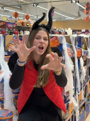 Un air de The Office pour Halloween 🎃🫣 #carrefour #hallowen #spooky #humour