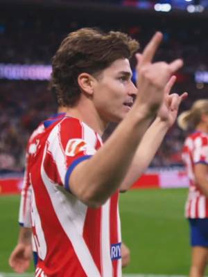 YEEEEESSS 🕷️⚽️🤟 Spider-goal! #laligahighlights #atleticodemadrid #atleti #julianalvarez