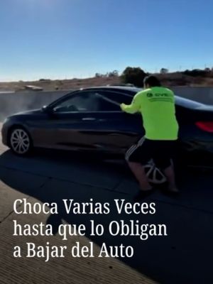 Un video grabado desde un coche en California muestra a otro conductor, aparentemente en estado de ebriedad, chocando contra varios vehículos, un camión y la barrera de una autopista antes de detenerse en plena vía. Q…
