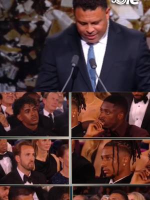 👑EL MOMENTO DE LA CORONACIÓN: HARRY KANE ES EL NUEVO BALÓN DE ORO 🔝 ▶ El flamante ganador del Balón de Oro fue revelado por otro mítico delantero, Ronaldo Nazario anunció a Harry Kane y la emoción del delantero ingl…