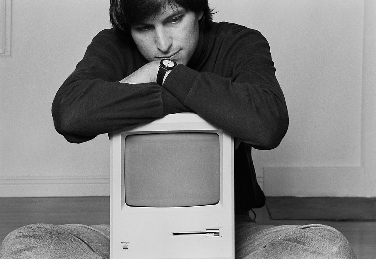 Thinking of Steve Jobs today. Hard to believe it’s been 15 years without him. He made technology feel human, and inspired so many of us to build. We still miss you, Steve. https://t.co/0AI8WWdxrT