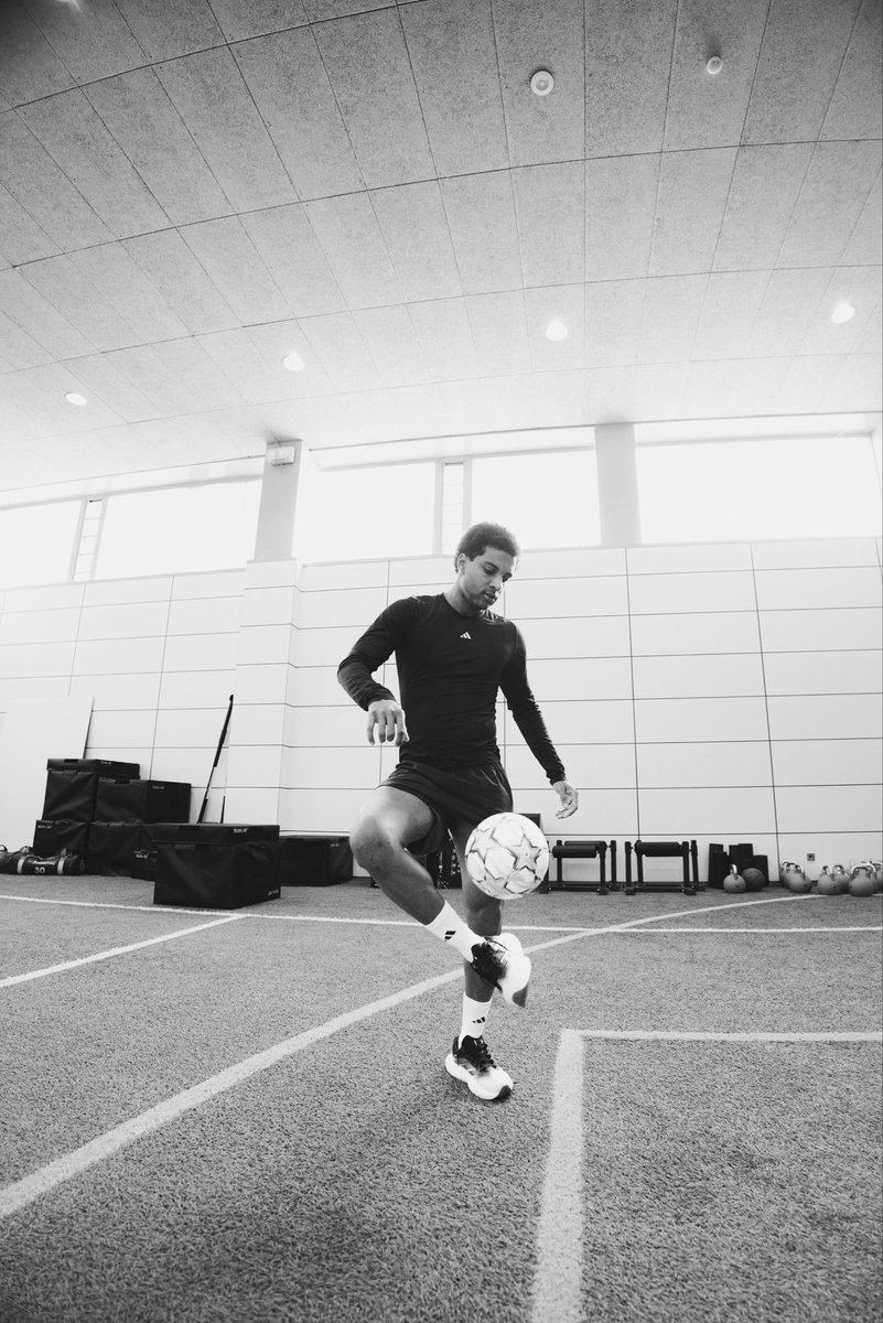 finishing off the work week right 💪🏾 ⚙️ https://t.co/JoF3ClZqON