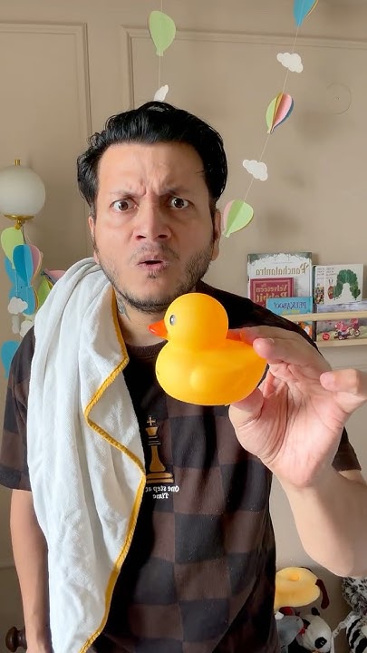 WATER SPINNER BALL 🛀🏻🦆⚾ #shorts #youtubeshorts #cricket #unboxing #ball #funny