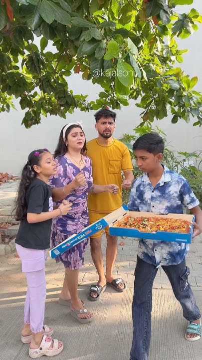 I made a huge pizza🍕😋 #comedy #youtubeshorts #shorts #viralvideo #food