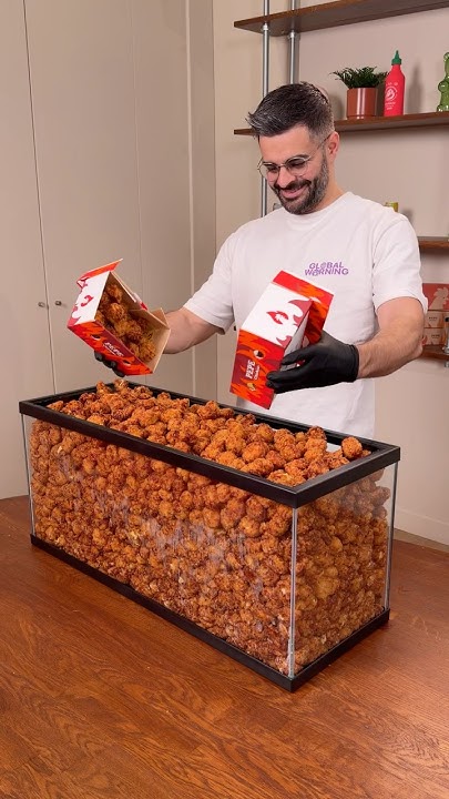 Eating 1000 Mac & Cheese Balls 🧀