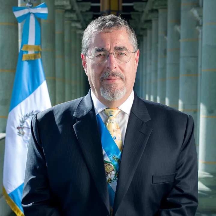 Bernardo Arévalo, head_of_state_and_government