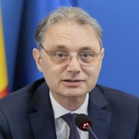 Luca Niculescu, head_of_government
